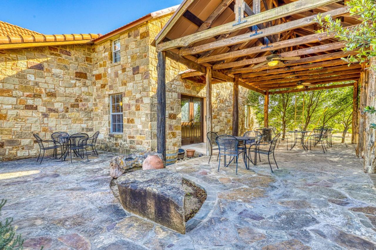 The Olive @ Mendelbaum Winery Guest Cabins Hotel Fredericksburg Eksteriør billede
